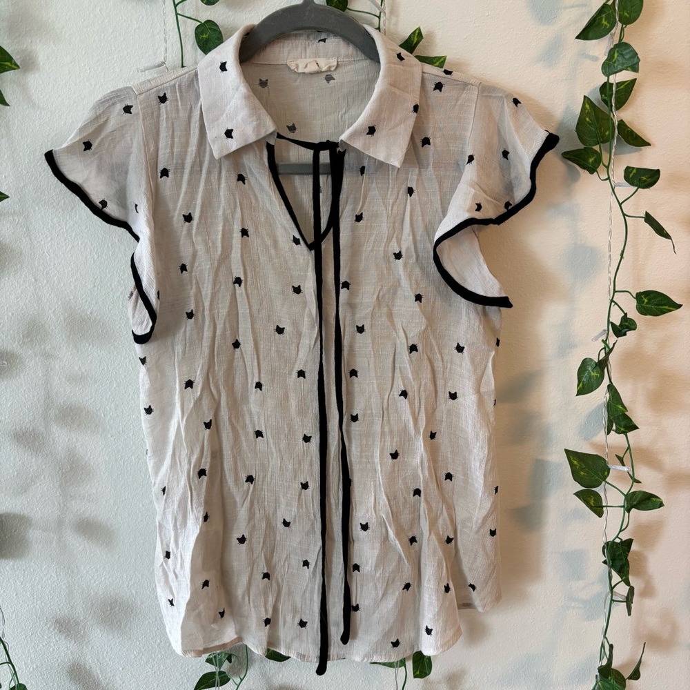 E & M | Cat Print Tie Blouse